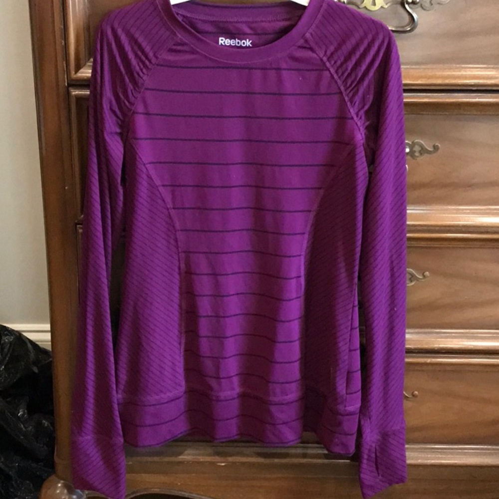 Reebok exercise top size S